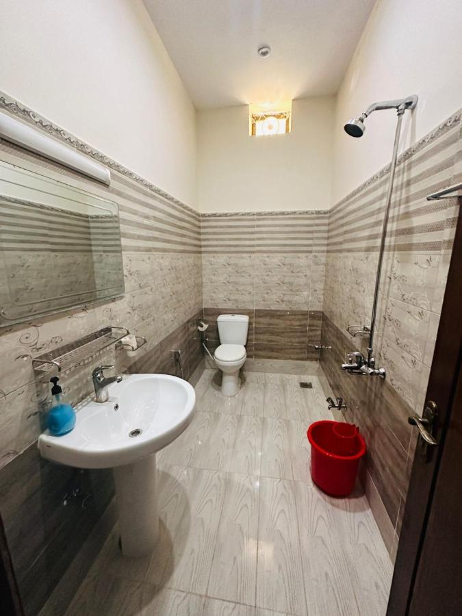 Holidazzle Lodge Исламабад Екстериор снимка